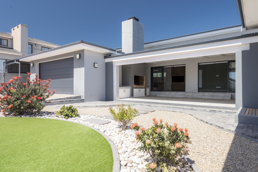 3 Bedroom Property for Sale in Myburgh Park Western Cape